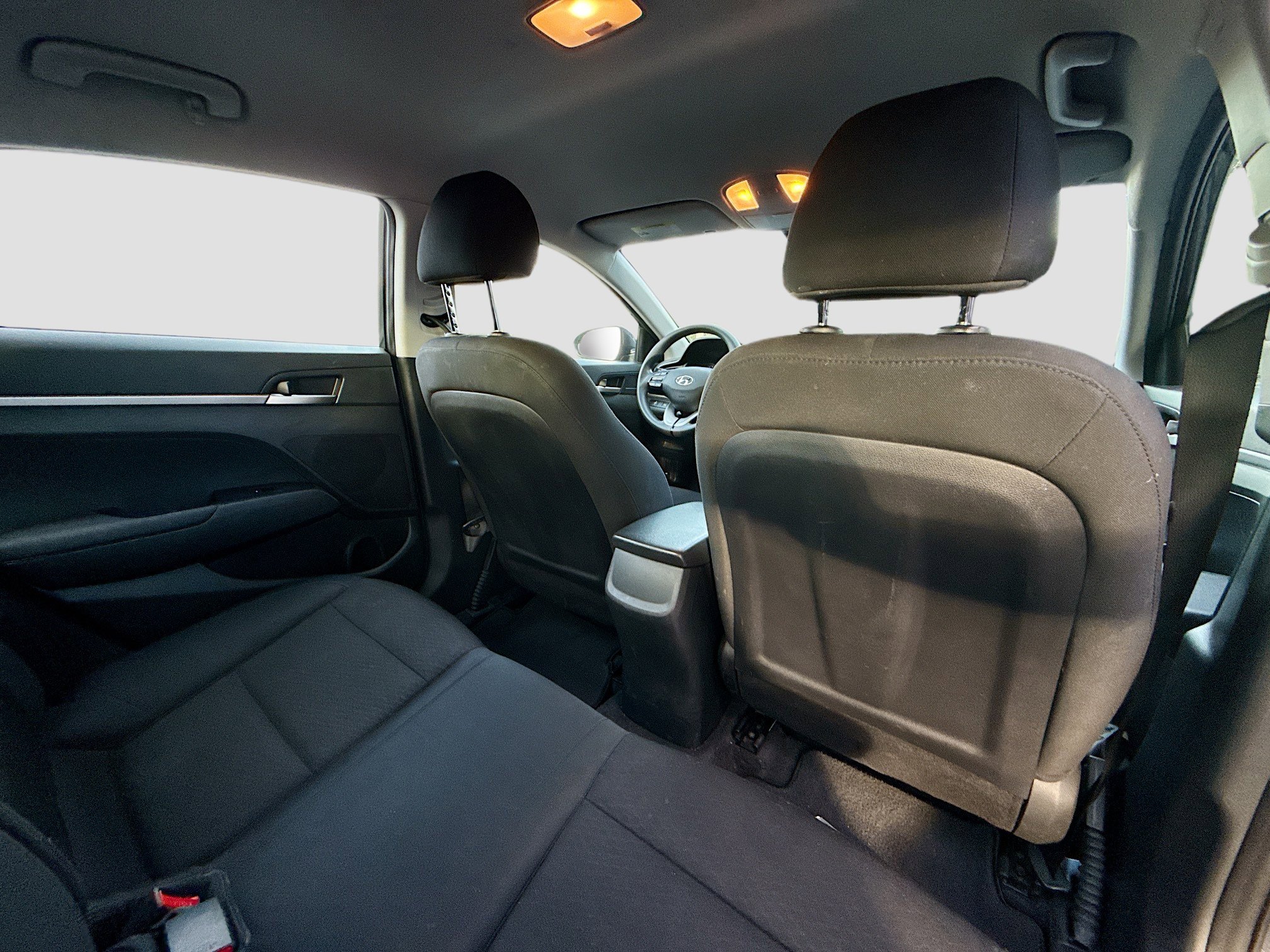 Used 2020 Hyundai Elantra SE w/ Cargo Package (C1) image 26