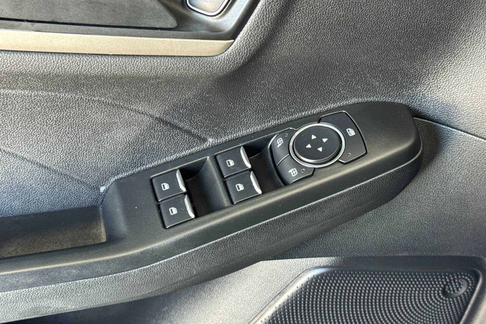 Used 2022 Ford Escape SE AWD/4WD image 13