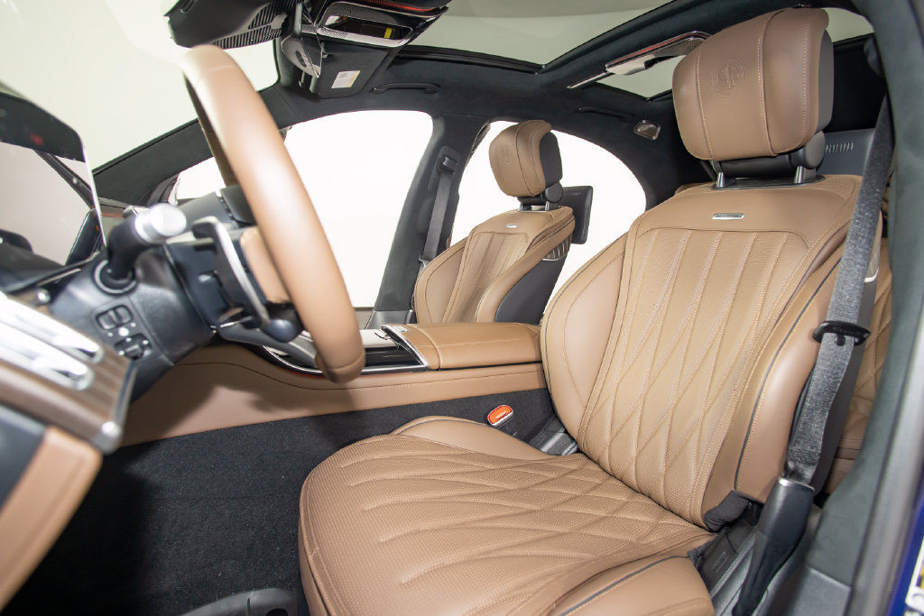 Used 2025 Mercedes-Benz S 63 AMG S image 3