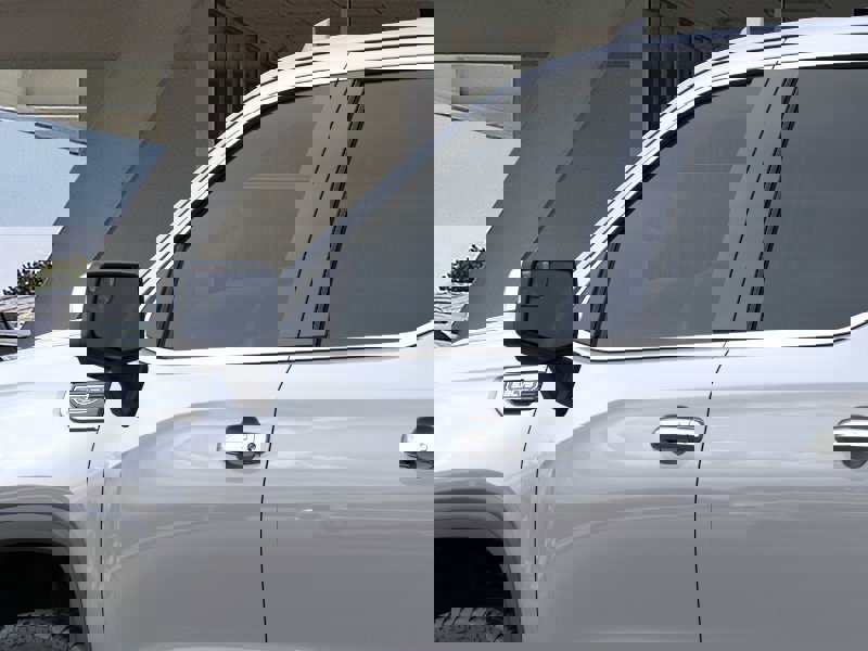 New 2026 GMC Sierra 1500 SLT w/ SLT Premium Package image 12