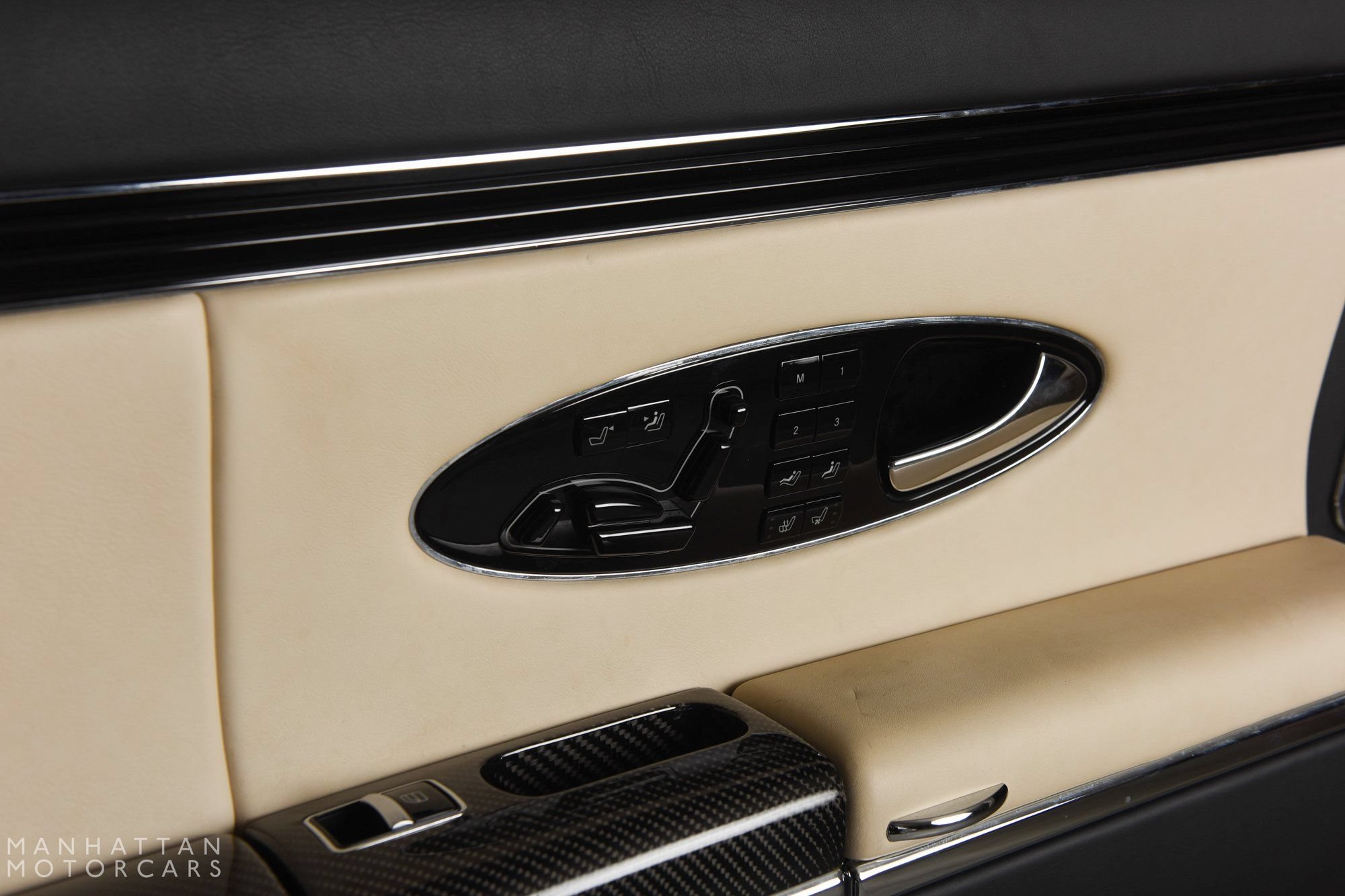 Used 2009 Maybach 62 S RWD image 35