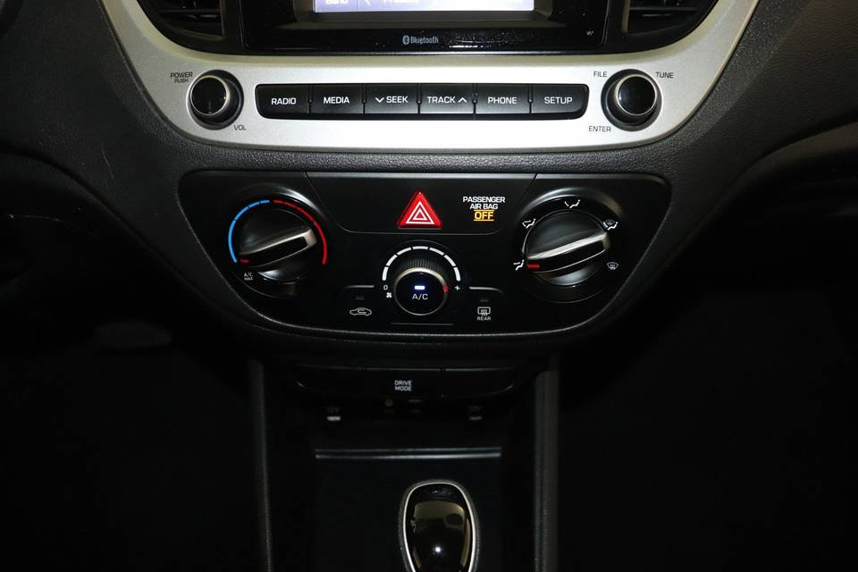 Used 2020 Hyundai Accent SEL image 20