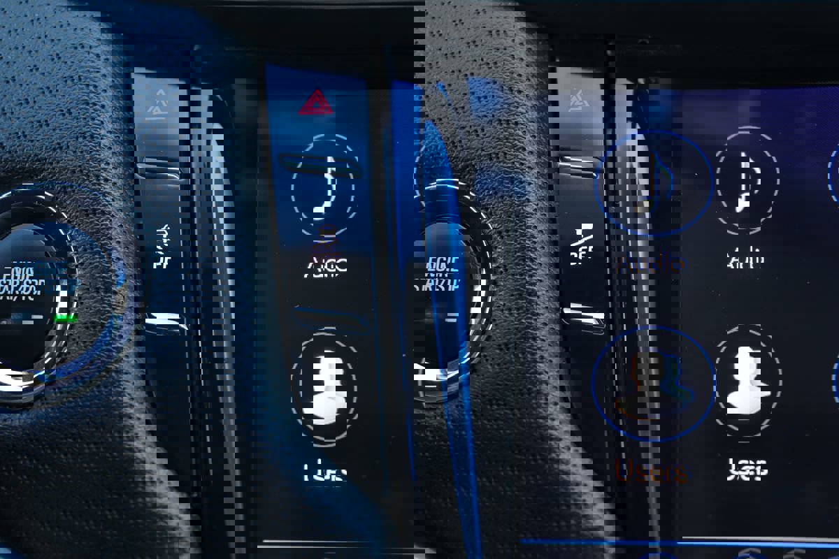 Used 2019 Cadillac XTS Luxury image 25