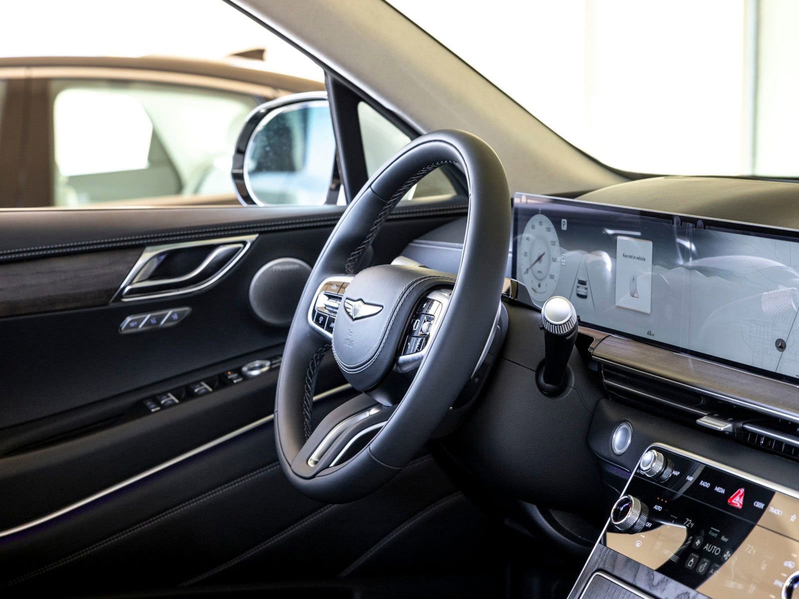 Used 2025 Genesis GV80 3.5T Prestige AWD/4WD image 29