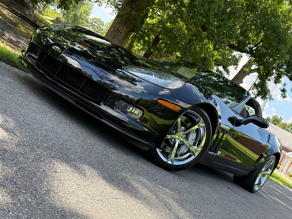 Used 2010 Chevrolet Corvette Grand Sport w/ Roof Package RWD image 8