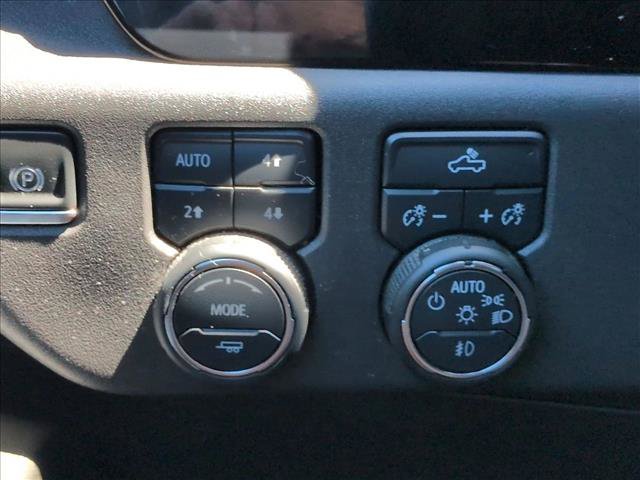 Used 2024 Chevrolet Silverado 1500 LT Trail Boss w/ Convenience Package II AWD/4WD image 17