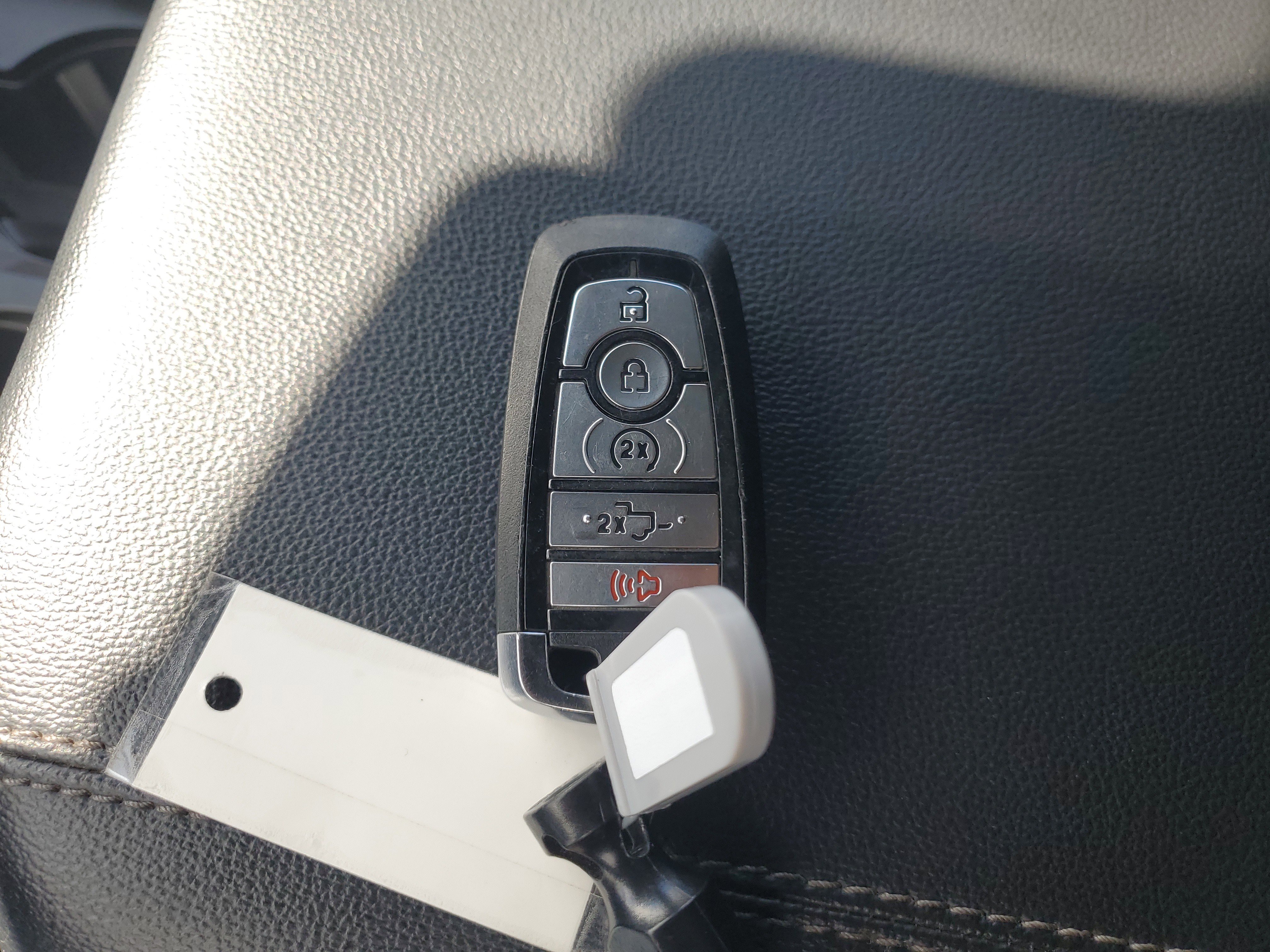 Certified 2024 Ford F250 Lariat w/ Lariat Ultimate Package image 29