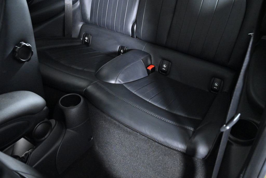 Used 2023 MINI Cooper S w/ Driver Assistance Package image 29