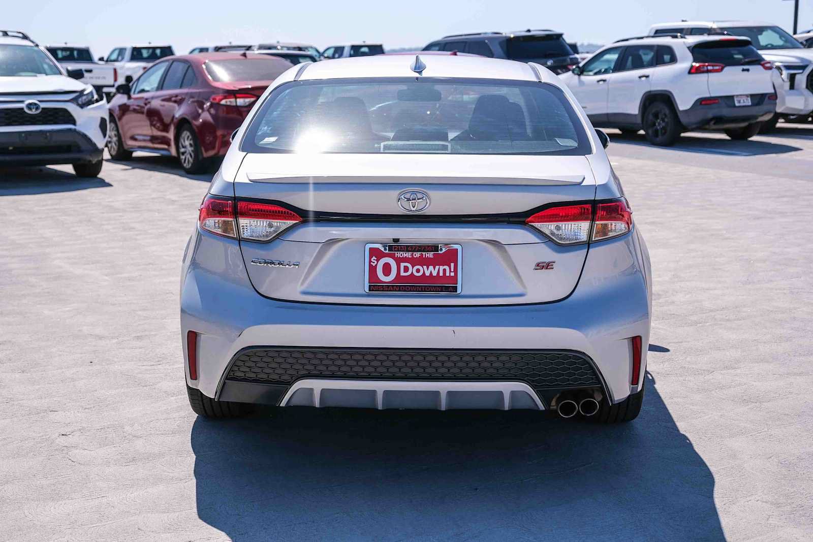 Used 2022 Toyota Corolla SE FWD image 5