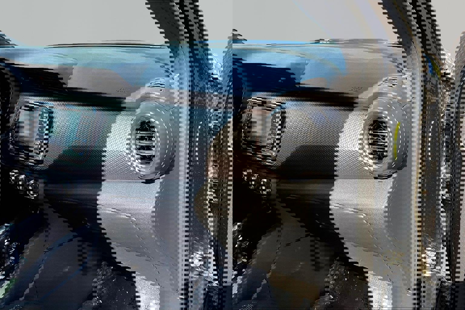 Used 2020 Nissan Kicks S FWD image 25