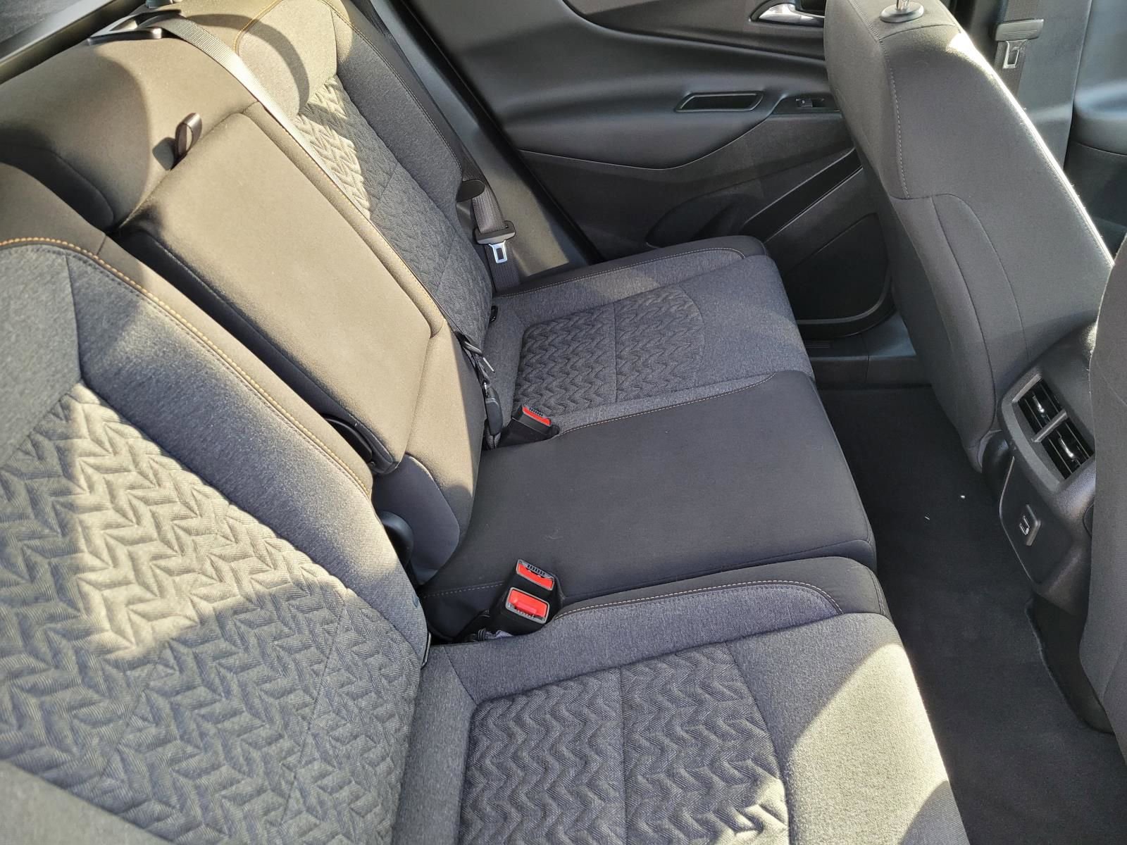Used 2024 Chevrolet Equinox LT image 12