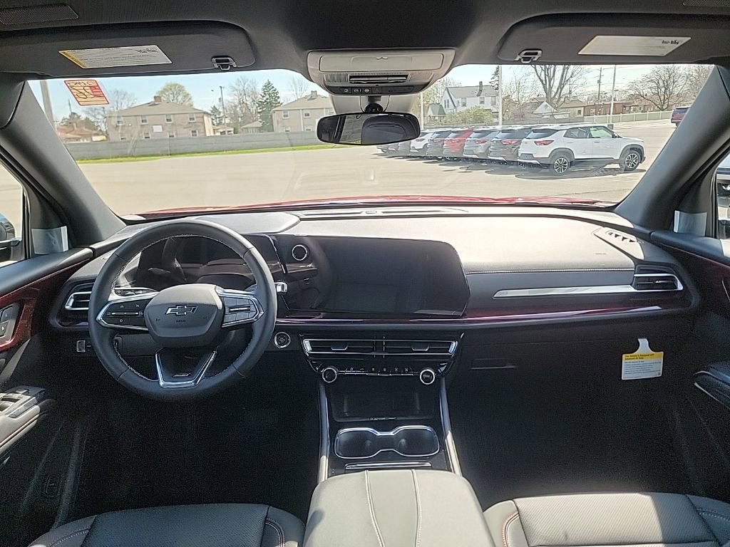 New 2026 Chevrolet Traverse Z71 w/ LPO, Floor Liner Package AWD/4WD image 7