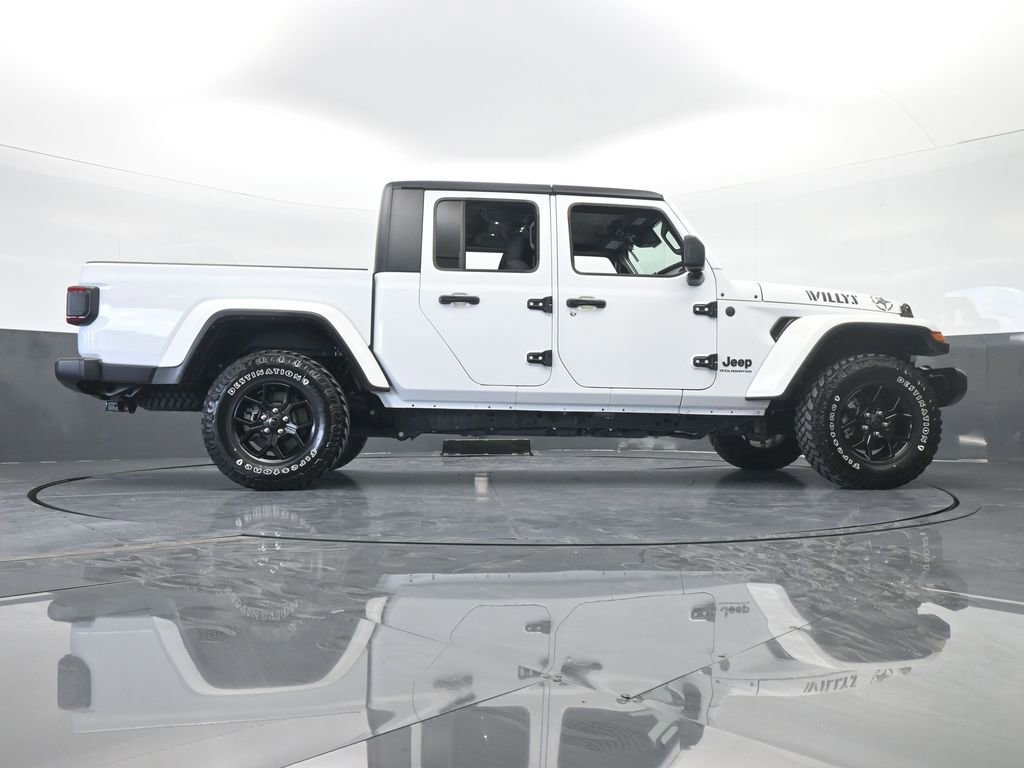 Used 2024 Jeep Gladiator Willys image 65
