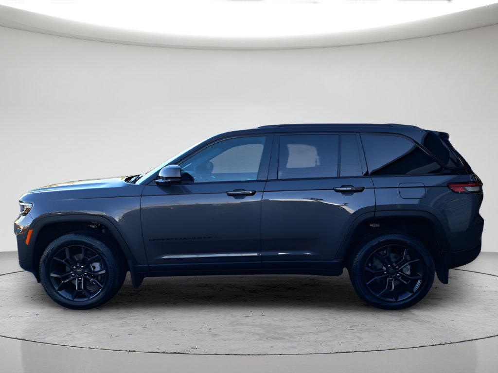 New 2025 Jeep Grand Cherokee Limited w/ MOPAR Finishing Package AWD/4WD image 8