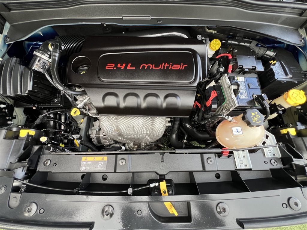 Used 2017 Jeep Renegade Sport w/ Power & Air Group FWD image 25