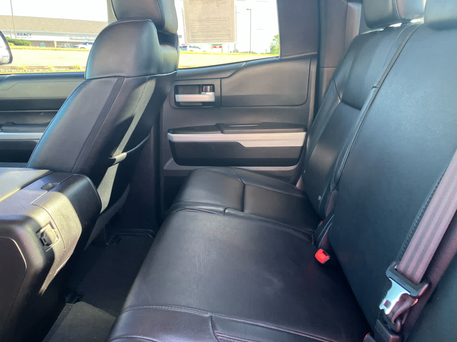 Used 2014 Toyota Tundra Limited w/ Limited Premium Package AWD/4WD image 35