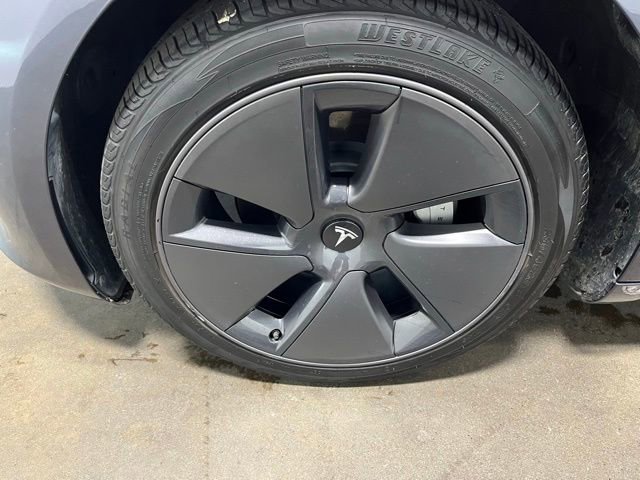 Used 2023 Tesla Model 3 Standard Range RWD image 29