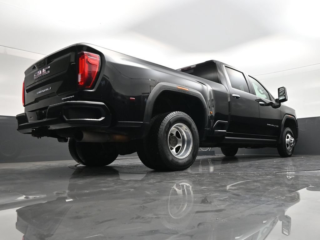 Used 2021 GMC Sierra 3500 Denali w/ Denali Ultimate Package AWD/4WD image 24