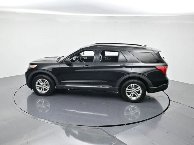 Used 2022 Ford Explorer XLT image 41