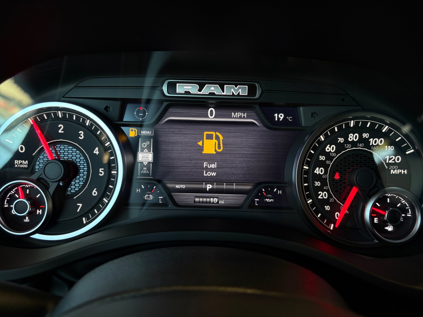 New 2027 RAM 1500 Laramie w/ Night Edition AWD/4WD image 19