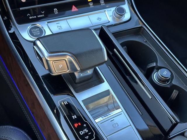Used 2022 Audi A8 L 3.0T AWD/4WD image 32