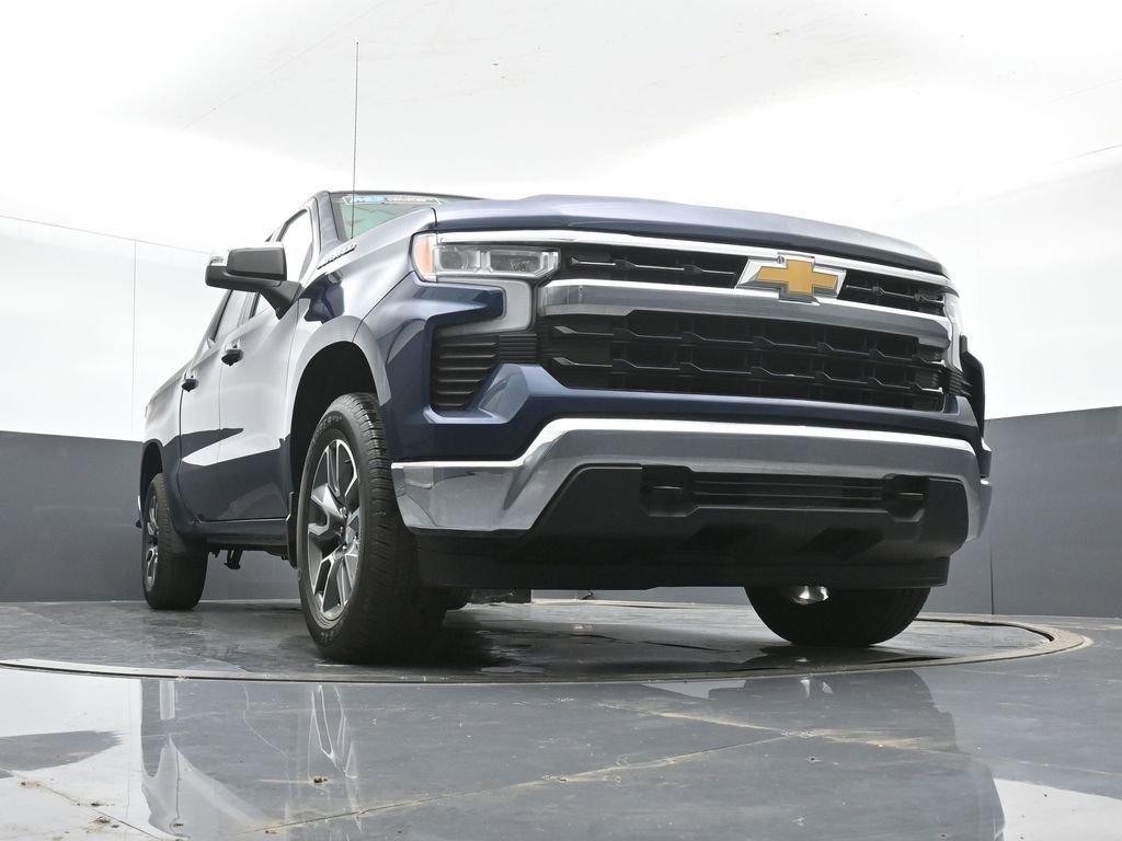 Used 2023 Chevrolet Silverado 1500 LT image 39