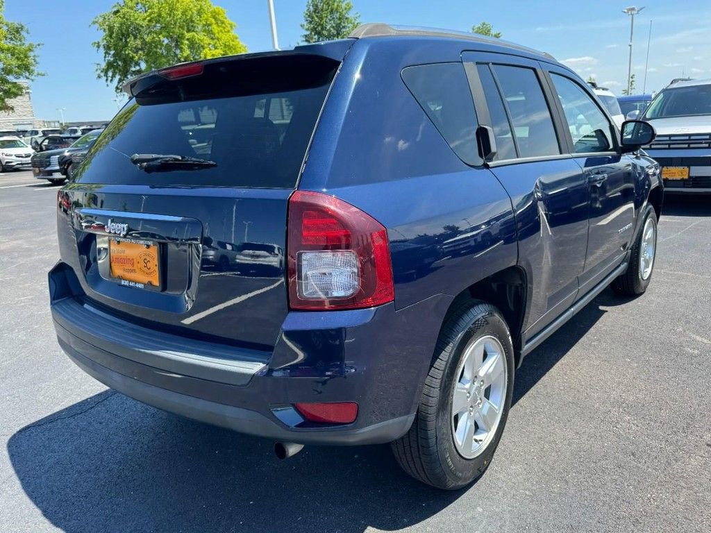 Used 2015 Jeep Compass Sport w/ Power Value Group FWD image 3