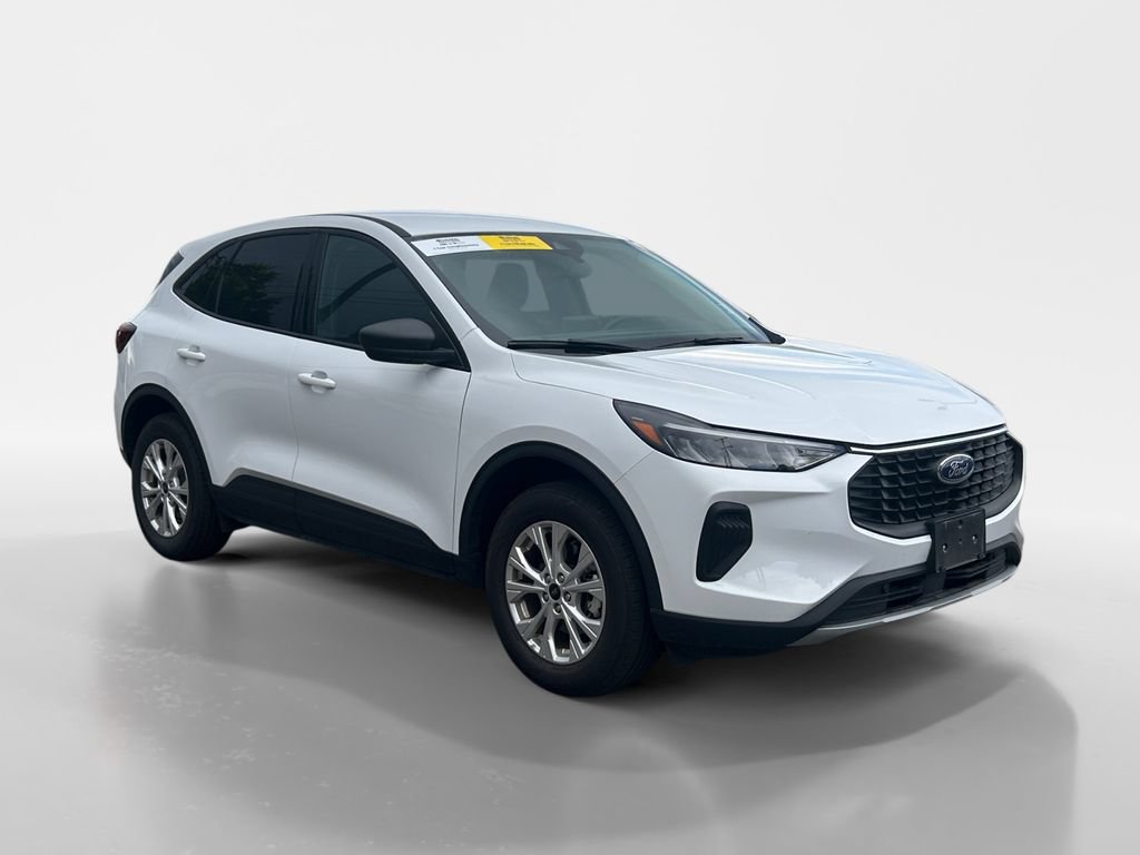 Used 2025 Ford Escape Active AWD/4WD image 8