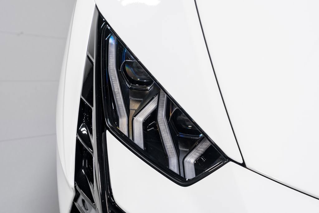 Used 2023 Lamborghini Huracan Tecnica image 41