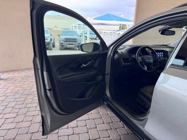 Used 2024 GMC Terrain AT4 image 10