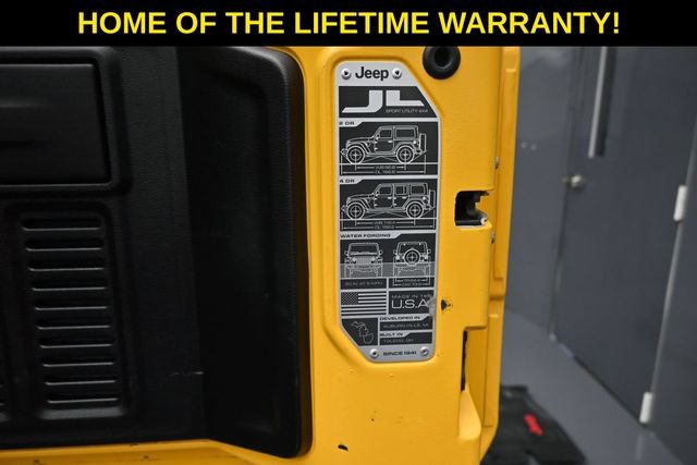 Used 2018 Jeep Wrangler Unlimited Rubicon w/ Cold Weather Group AWD/4WD image 42