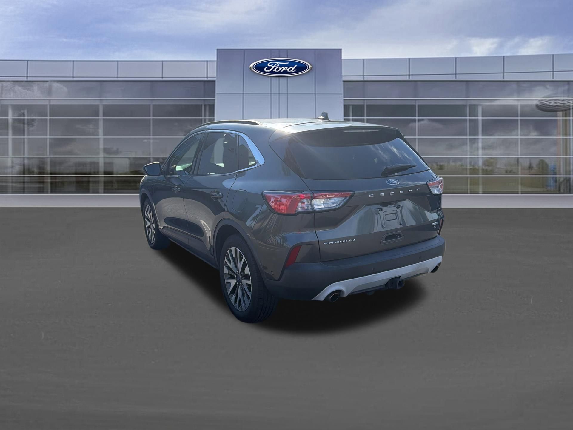 Used 2020 Ford Escape Titanium AWD/4WD image 10
