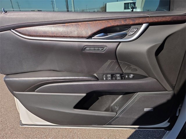 Used 2018 Cadillac XTS Luxury image 17