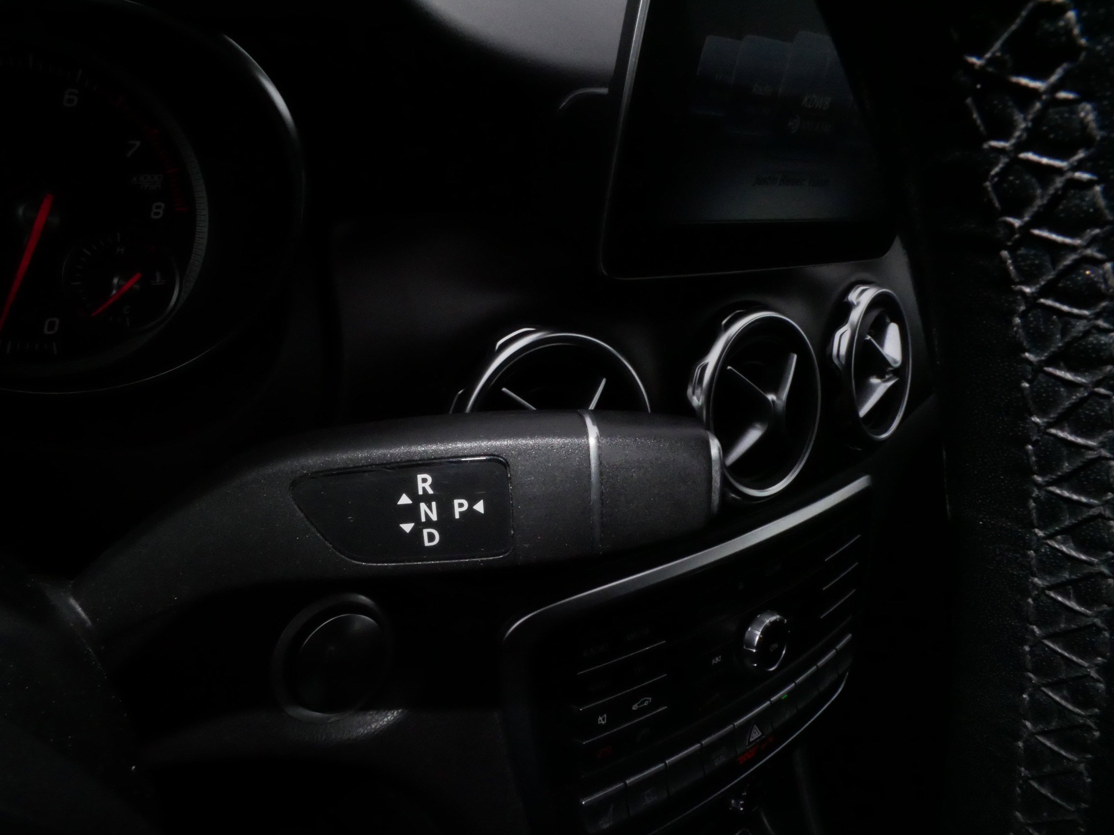 Used 2019 Mercedes-Benz GLA 250 4MATIC image 25