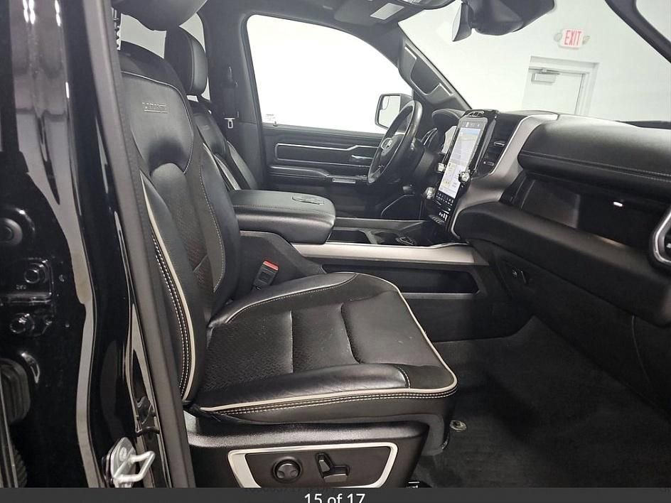 Used 2023 RAM 1500 Laramie image 9