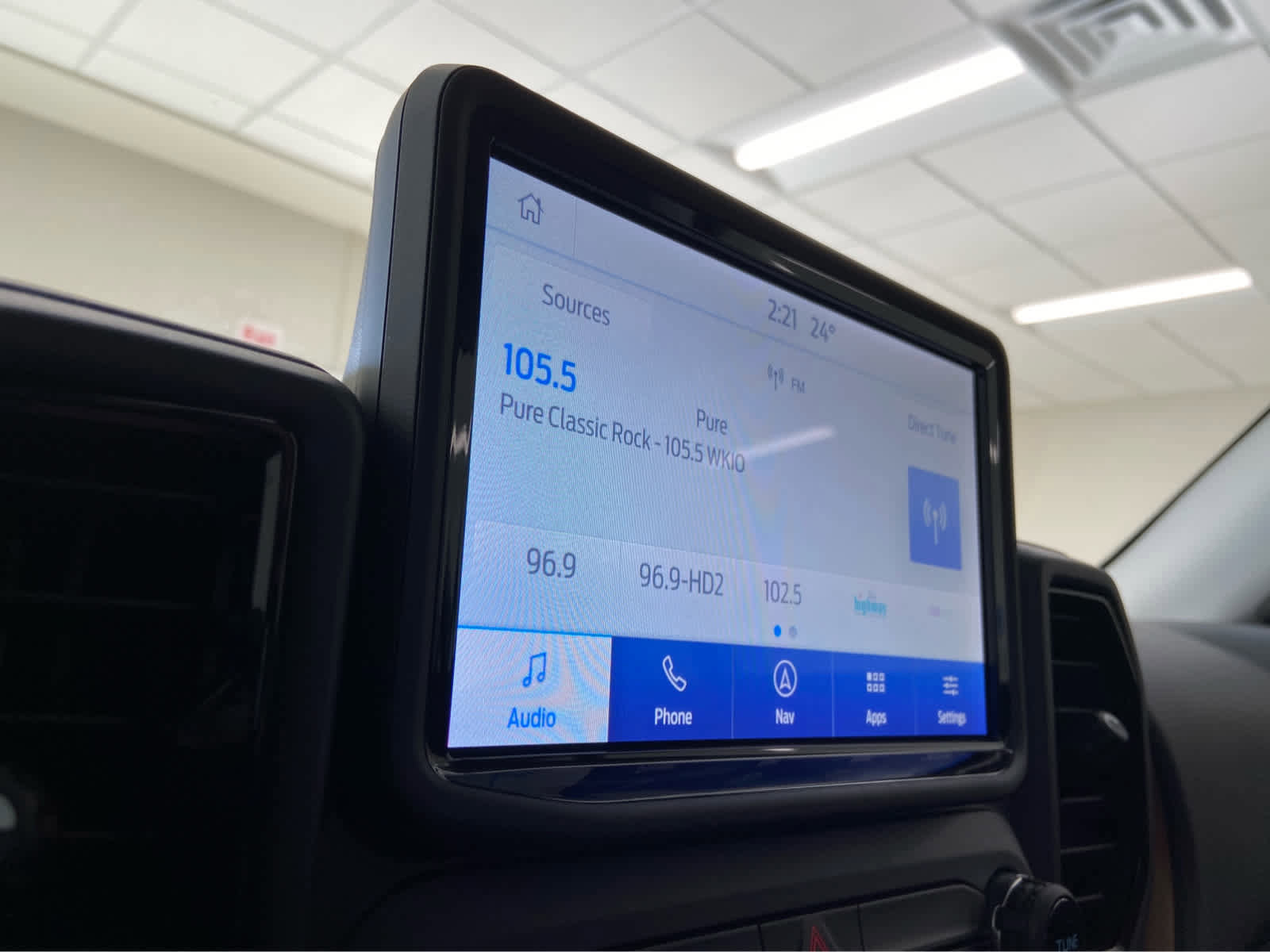 Used 2023 Ford Bronco Sport Outer Banks w/ Tech Package image 25