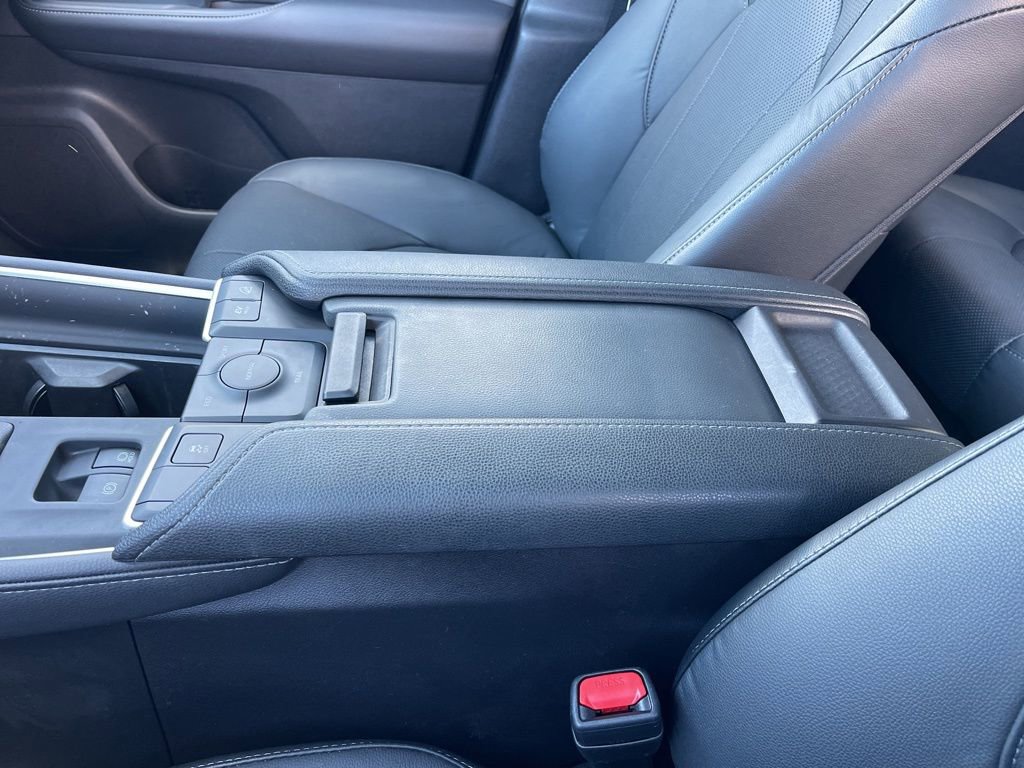 Used 2024 Toyota Grand Highlander Limited image 14