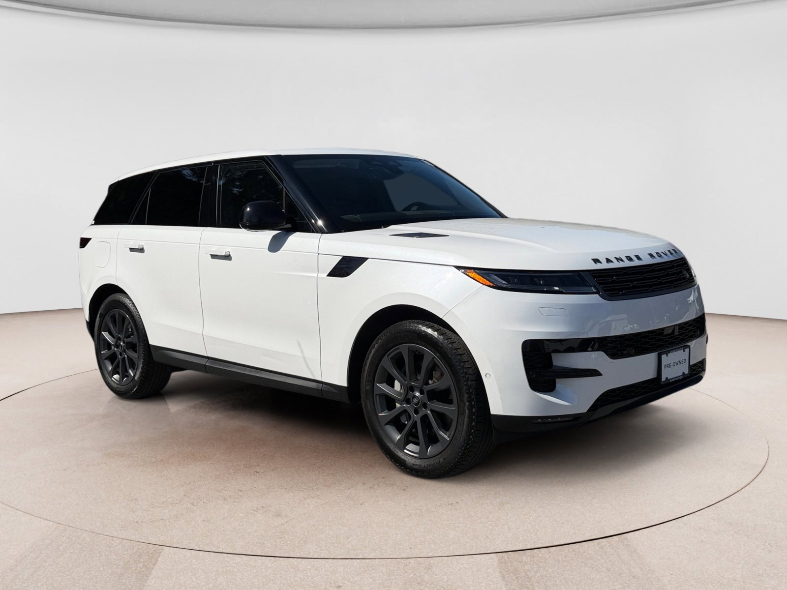 Used 2024 Land Rover Range Rover Sport SE image 7