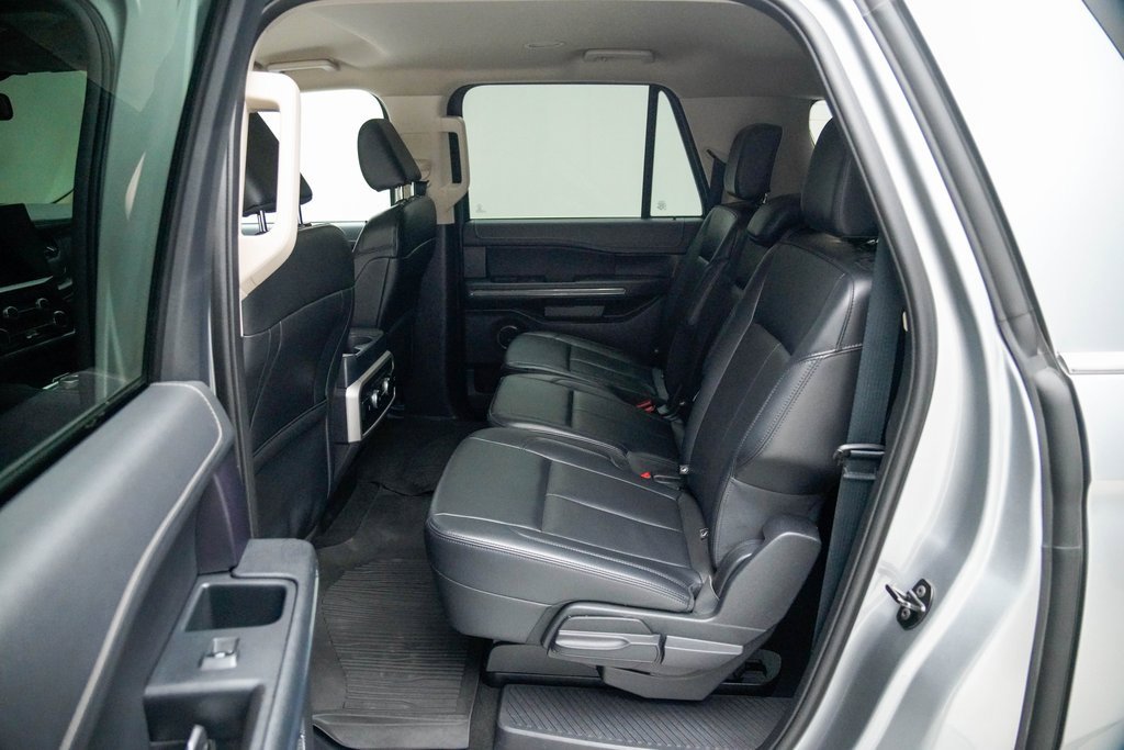 Used 2024 Ford Expedition Max XLT image 24