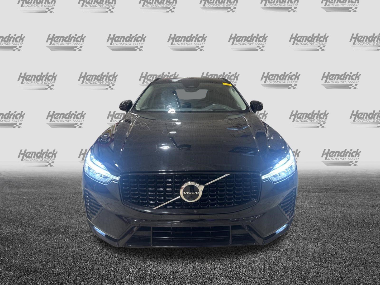 Used 2023 Volvo XC60 B5 Ultimate FWD image 37
