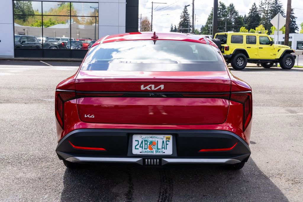 Used 2025 Kia K4 LXS image 4
