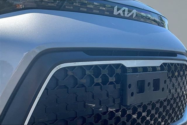 Certified 2023 Kia Soul LX w/ LX Technology Package FWD image 30
