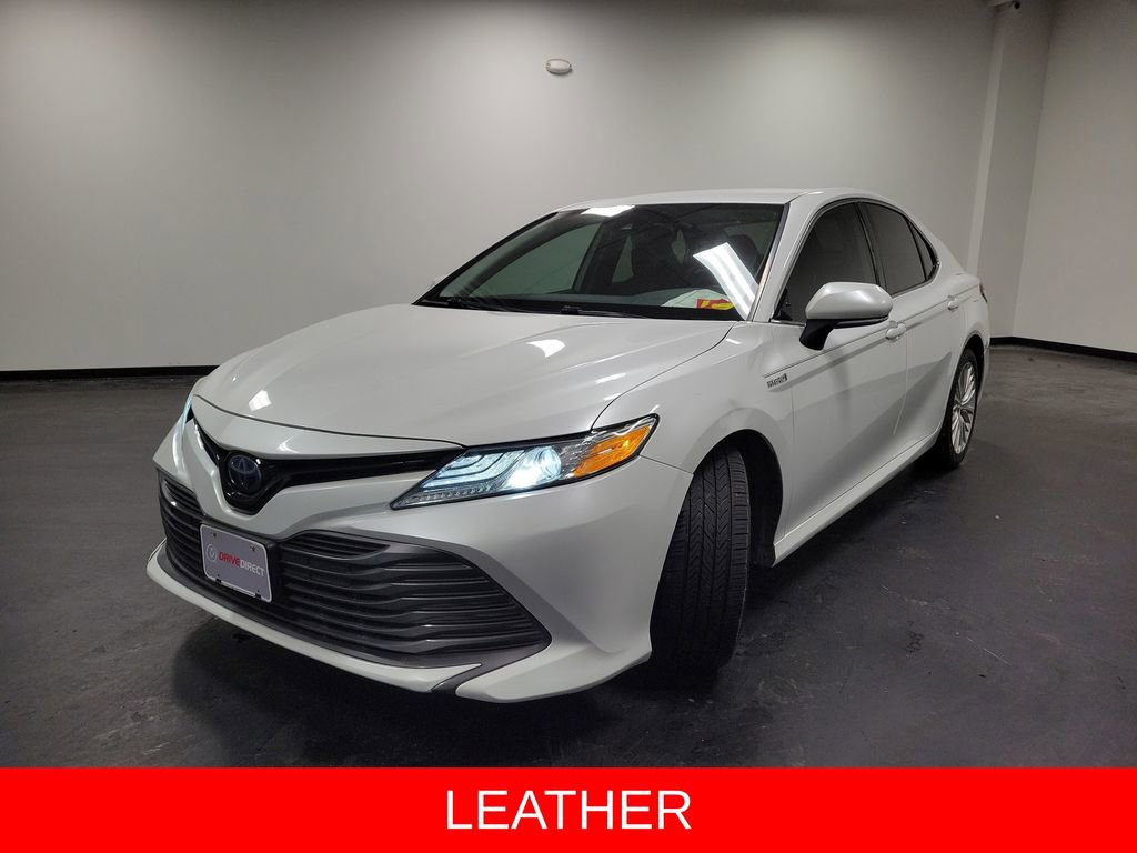 Used 2020 Toyota Camry XLE image 4