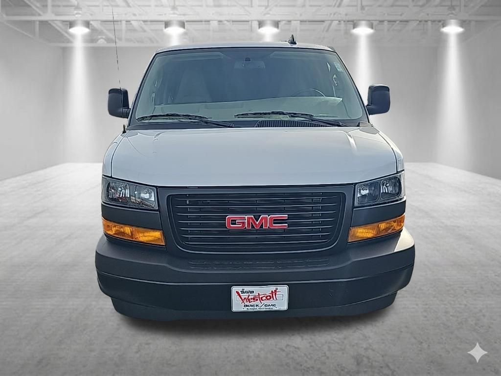 New 2025 GMC Savana 3500 w/ Driver Convenience Package RWD image 3