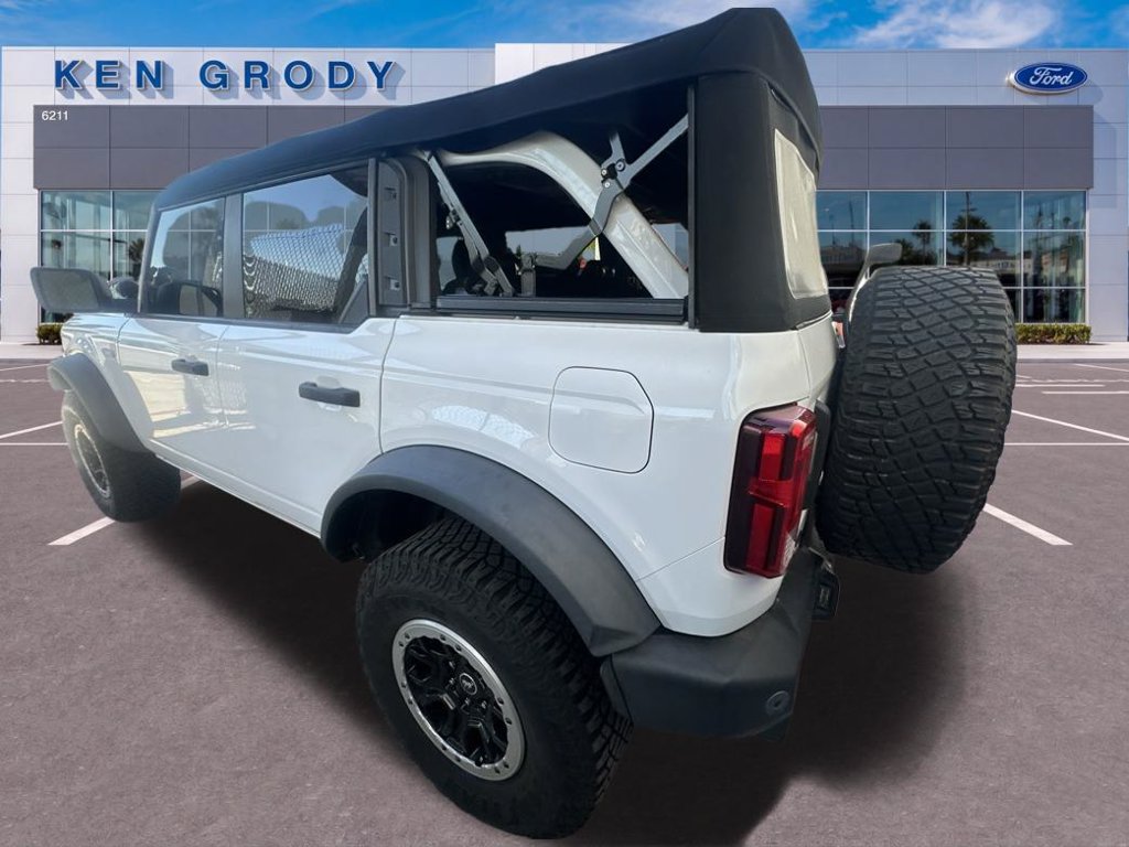 Used 2023 Ford Bronco Big Bend w/ Sasquatch Package AWD/4WD image 5