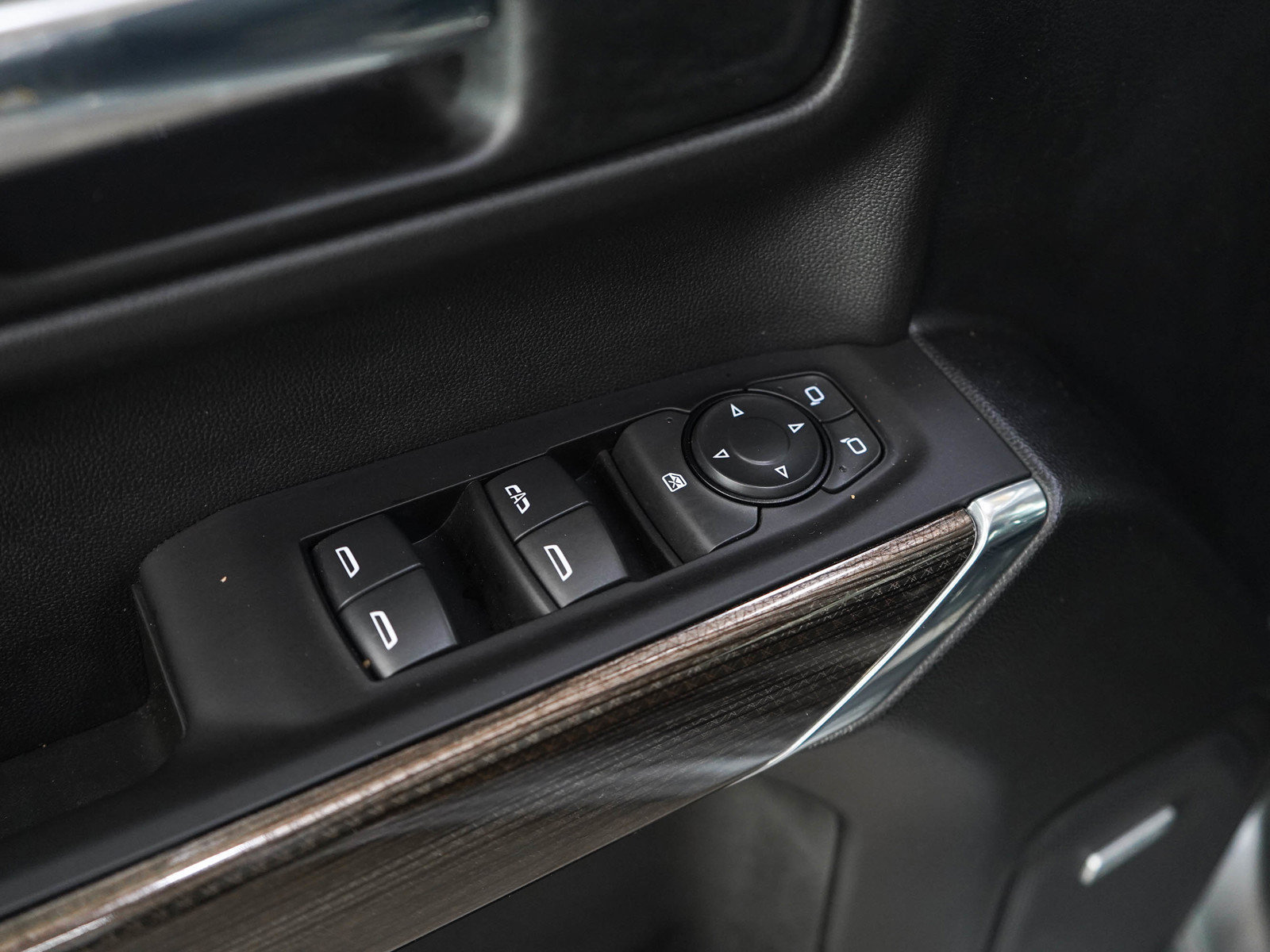 Used 2020 Chevrolet Silverado 1500 RST w/ All-Star Edition AWD/4WD image 18
