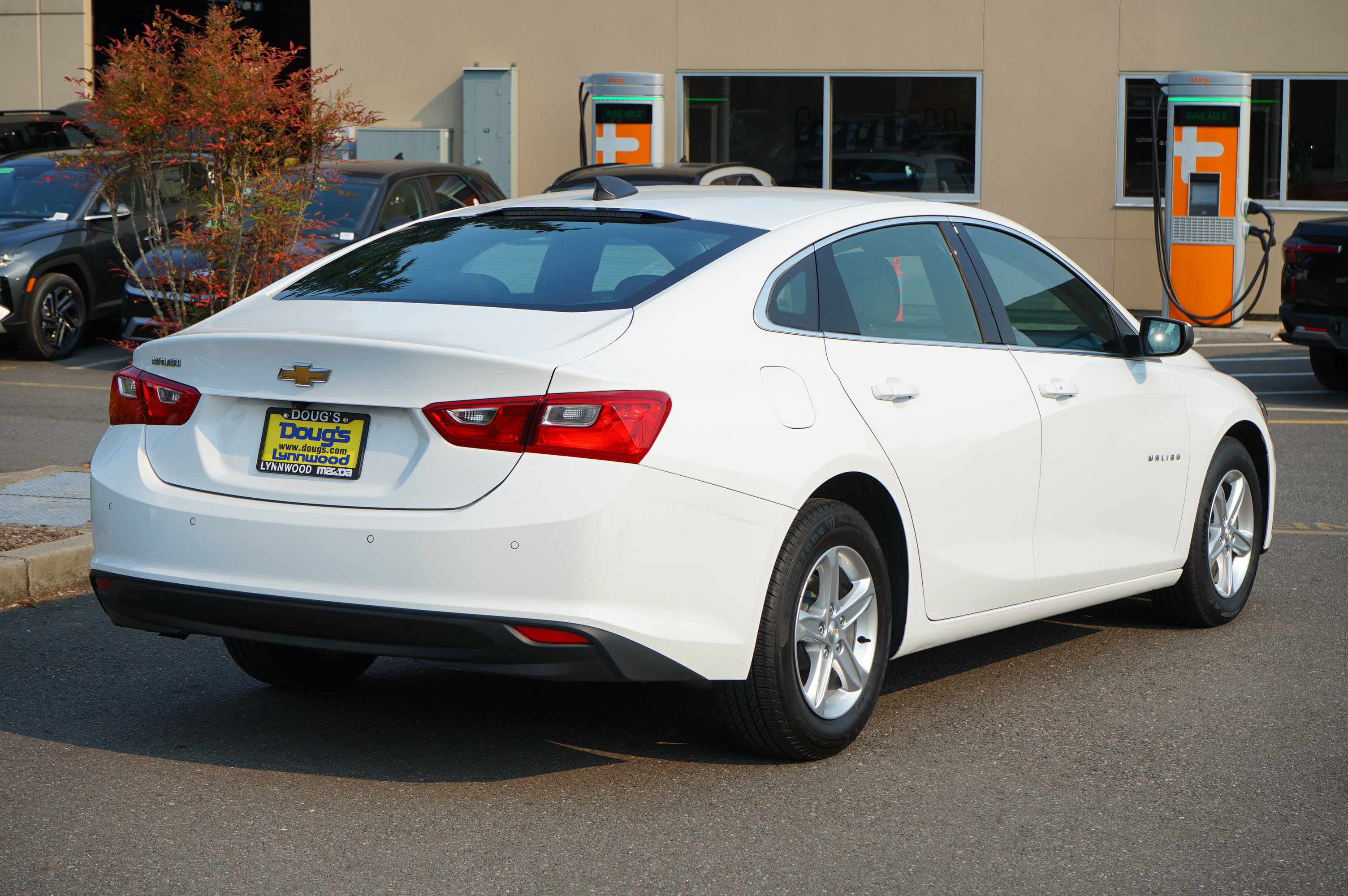 Used 2023 Chevrolet Malibu LS w/ Driver Confidence Package FWD image 3