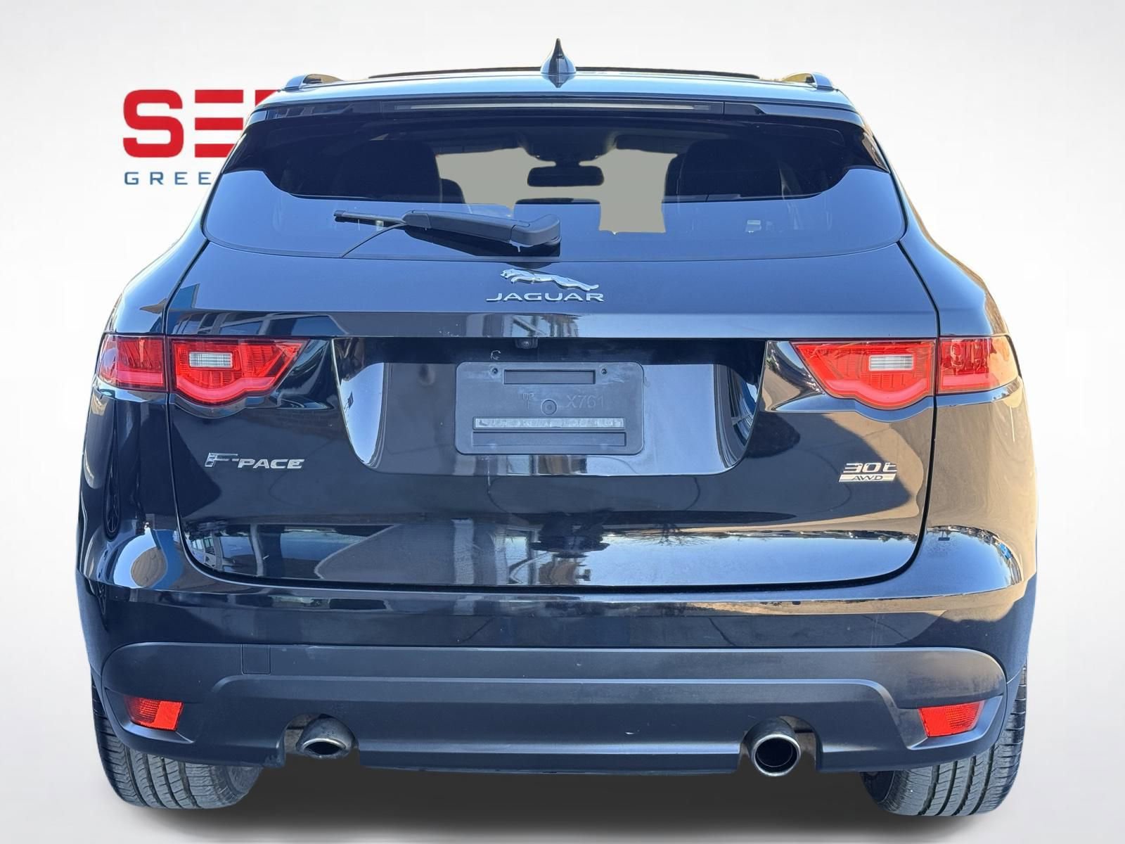 Used 2018 Jaguar F-PACE Premium image 5