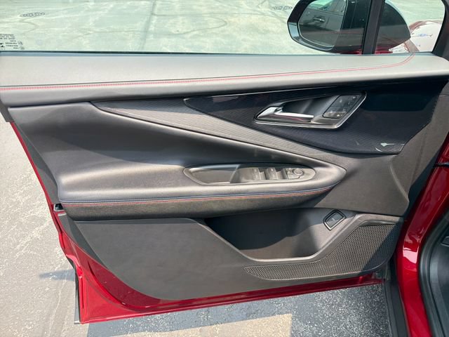 Certified 2025 Chevrolet Blazer EV RS AWD/4WD image 11