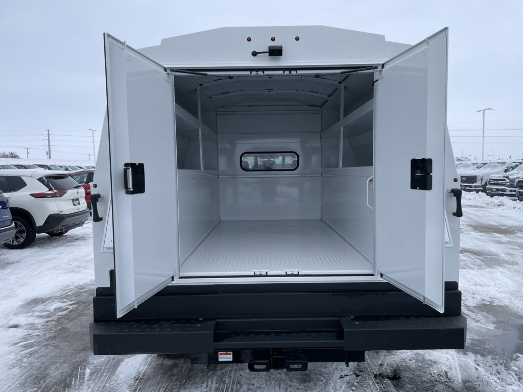 New 2026 Ford F350 XL w/ XL Chrome Package image 33